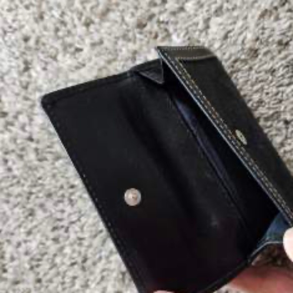 Coach Mini-Trifold Wallet - Picture 2 of 6